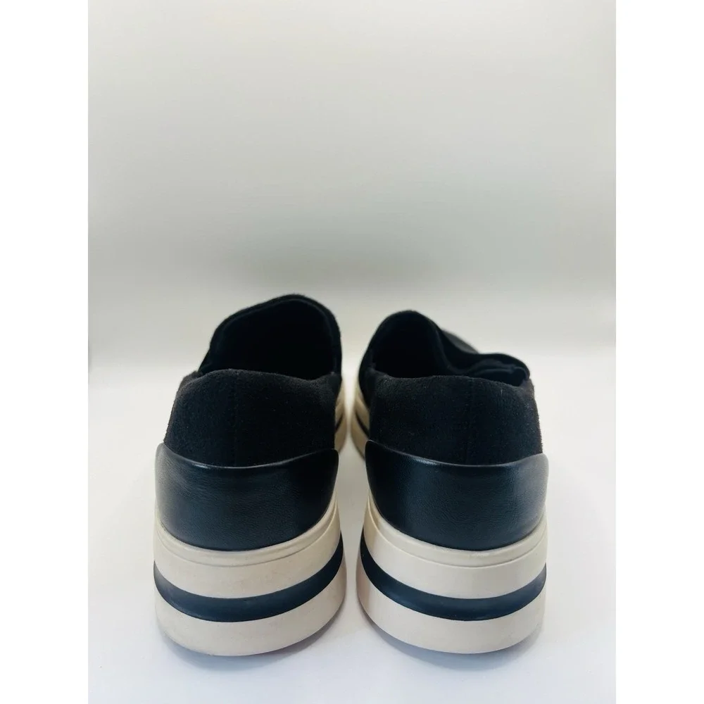Clarks Women's  5.5M Cloudsteppers Suede Slip On Platform Sneakers Comfort Shoes